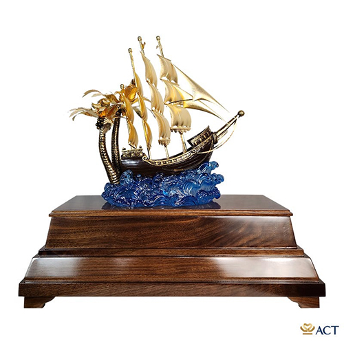 Thuyền buồm mạ vàng 24K ACT GOLD ISO 9001:2015 - Quà Tặng Dát Vàng 24K - Công Ty TNHH V&T GOLD Việt Nam